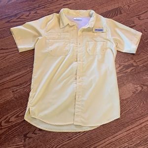 Columbia fishing shirt